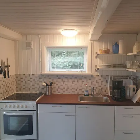 펜션 Hyttan Åkirkeby