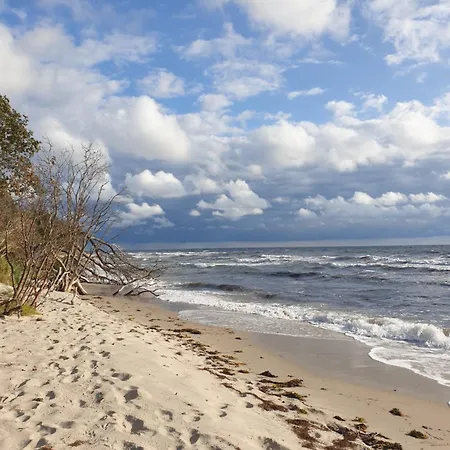 Hyttan Feriehus Åkirkeby
