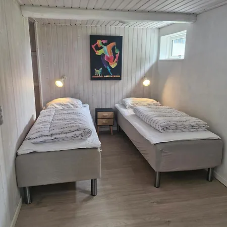 Semesterbostad Hyttan Åkirkeby